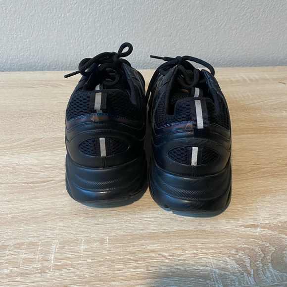 Men Dior Essentials b22 Sneaker, size 12 - Picture 4 of 6